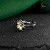Nhẫn bạc đính đá Thạch anh vàng Citrine oval cắt giác