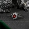 Nhẫn bạc mặt đá oval Garnet thạch lựu đỏ thiên nhiên