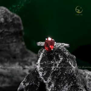 Nhẫn bạc Oval Leaf đính đá Garnet thạch lựu đỏ thiên nhiên
