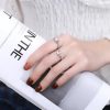 Nhẫn bạc đá mặt trăng Moonstone xoắn ốc