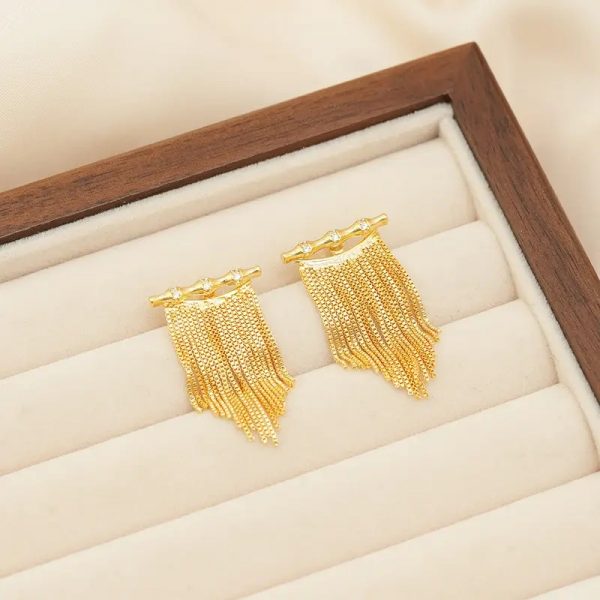Bông tai tua rua mạ vàng đính đá Zircon