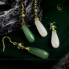 Bông tai dạng thả đá Chalcedony quý phái cổ điển