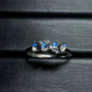 Nhẫn bạc 4 đá Mặt trăng Moonstone oval