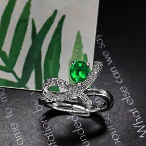 Nhẫn bạc thắt nơ đính đá Diopside oval