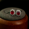 Bông tai bạc đính đá Garnet oval mặt trời
